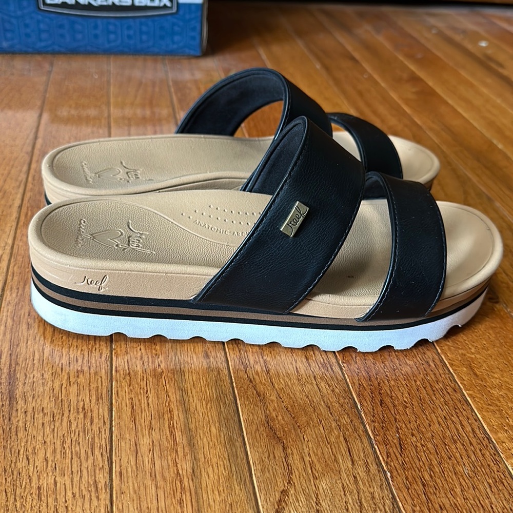 Reef platform sandals